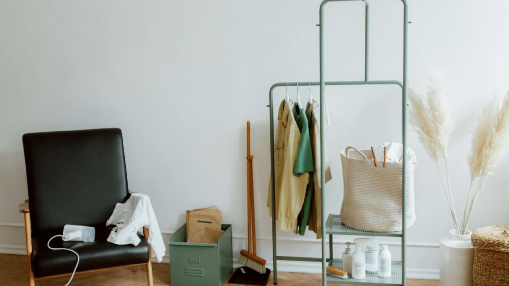 Types of Knitting Project Bags for Different Space Constraints